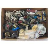 Large group of G/O gauge park fountain, cannons, benches, seats, chairs, street clock, plastic & resin cast