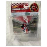 HOT WHEELS MARIOKART MARIO STANDARD KART AND SUPER