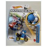 HOT WHEELS MARIOKART LIGHT-BLUE YOSHI STANDARD KAR
