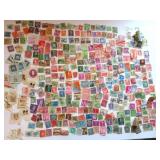 STAMPS LOT 200+ FOREIGN WORLD LOOSE COLLECTION VTG
