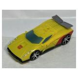 TRANSFORMER ACTION FIGURE SEE PHOTOS