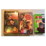 3 VHS Muppet Treasure, Fly Away Home, Dinasours