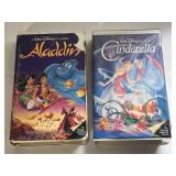 2 WALT DISNEY CLASSICS, VHS CINDERELLA & ALADDIN