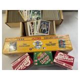 6 ASSORTED BASEBALL LOT SEE DESCRIPTION