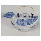 ASIAN DUCK TEA POT