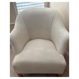 Upholstered Armchair with Pineapple Pattern