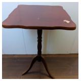 Wooden Pedestal Side Table with Curved Top