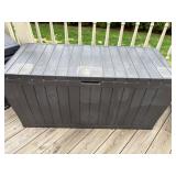 Outdoor Storage Deck Box With Lid