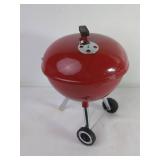 Red Metal Miniature Grill with Wheels