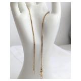A 10 KT Gold Box Link Necklace Chain
