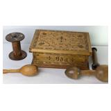 VTG Wood Decor