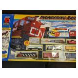 Life-Like Trains Thundering Rails HO Scale Electri