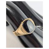 10 KT Gold & Black Onyx Signet Ring