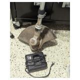 B&D Trimmer w Battery & Charger