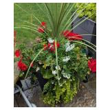 Tapered Planter w Mixed Floral