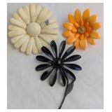 VTG enamel flower brooches