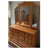 Maple Dresser w Tri-Fold Mirror