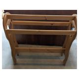 Solid pine quilt rack