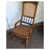 Rocking Chair w Caned Seat Features