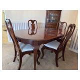 Thomasville Cherry Queene Anne Dining Set