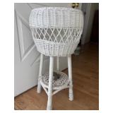 Wicker Flower Pot Stand