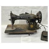 Singer Sewing Machine
