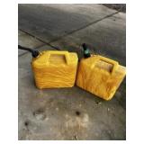 2 Gas Tanks