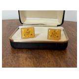 Cufflinks