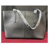 Womenï¿½s Black Faux Leather Purse