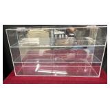 Acrylic Reflective Display Case
