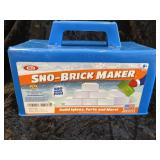 Sno-Brick Maker