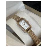 Retro Rose Gold Small Square Womenï¿½s Watch