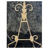 Vintage Cast Iron Leaf Design Easel