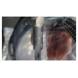 Gig Tuff 10ft Black/White Instrument Cable