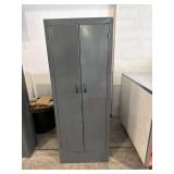 Metal cabinet, 5 full shelves, good condition,