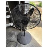 Lasko fan and shepherds hook