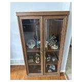 Cabinet-approximately 41/2ï¿½, contents not