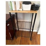 Table with 2 shelves
