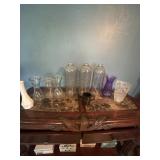 Various vases.