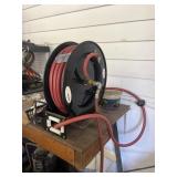Retractable air hose