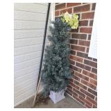 Outdoor Christmas trees set of two