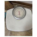 Vintage scale
