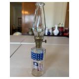 Vintage patriotic oil lamp