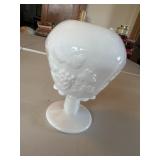 vintage 1960s Westmoreland white milk glass ivy