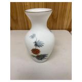 Norleans vintage vase, white satin glass floral