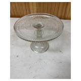 Glass cake stand