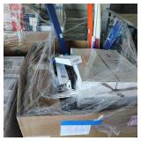 PALLET OF MISCELLANEOUS ITEMS