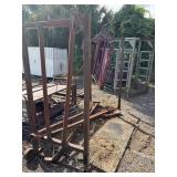 GROOMING CHUTE