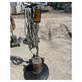 Floor buffer