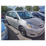 2006 Toyota Sienna RUNS/MOVES CE 7 Pass